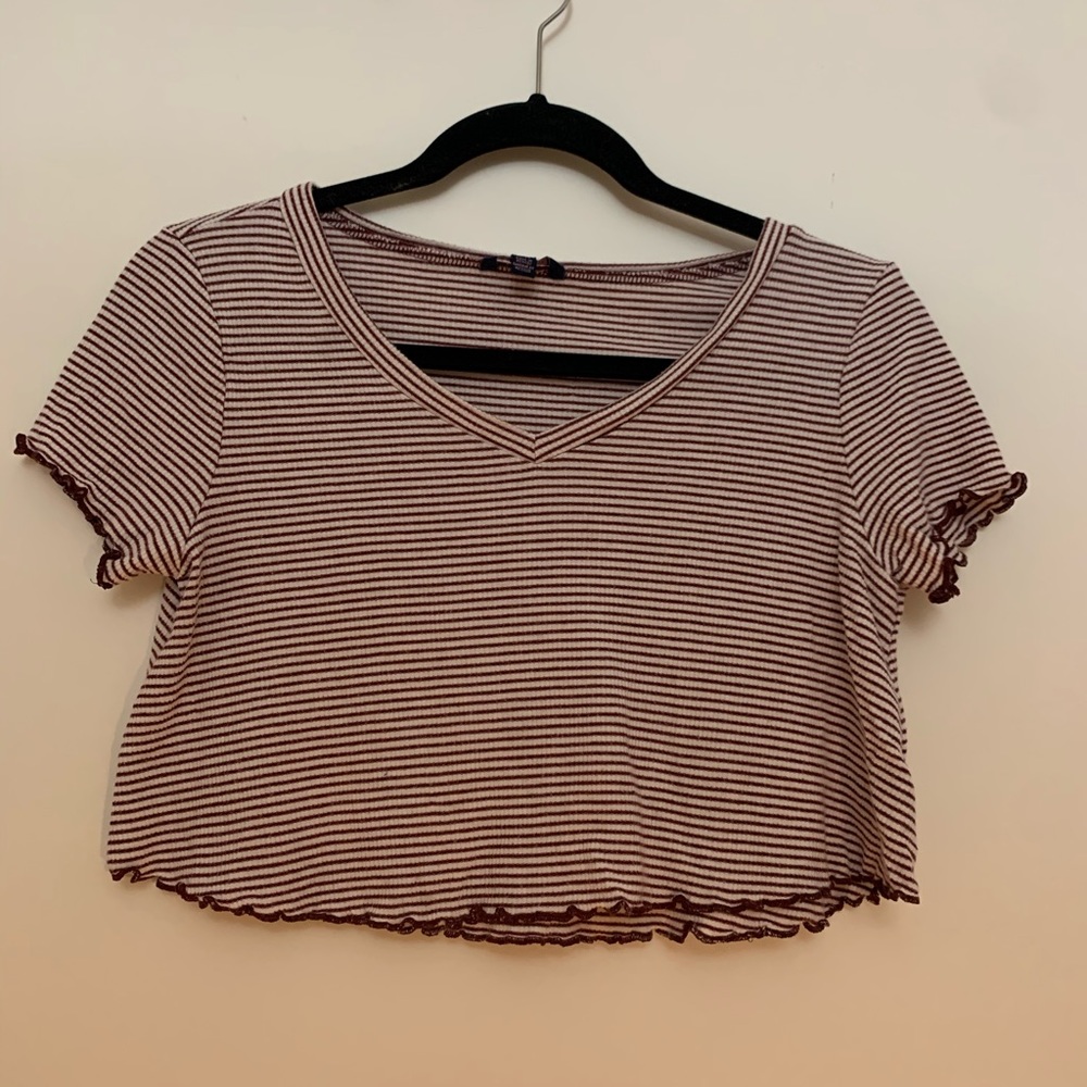 Aeropostale Cropped Striped V Neck